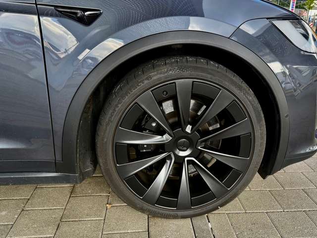 Tesla Model X Model X Plaid