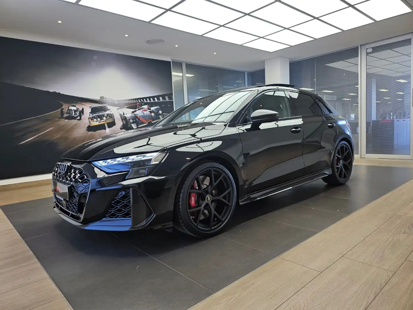 Audi RS3 Sportback Facelift Bacquets Rs Pano ACC Sonos GAR Noir - 2