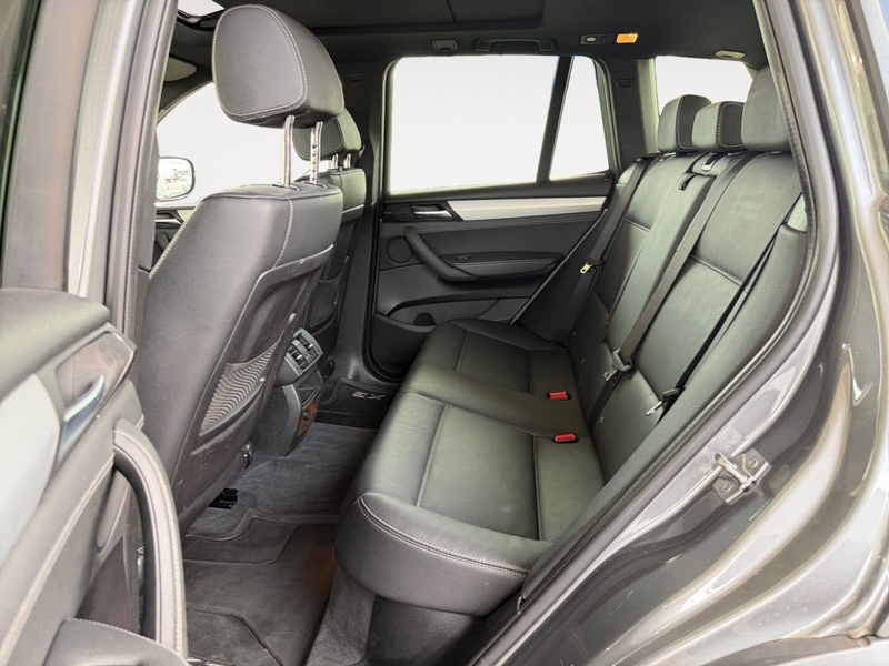 BMW X3 xDrive 30 d M-Paket Leder Kamera Panorama — photo 13