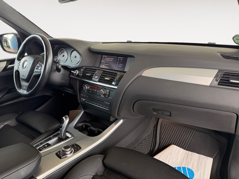 BMW X3 xDrive 30 d M-Paket Leder Kamera Panorama — photo 15