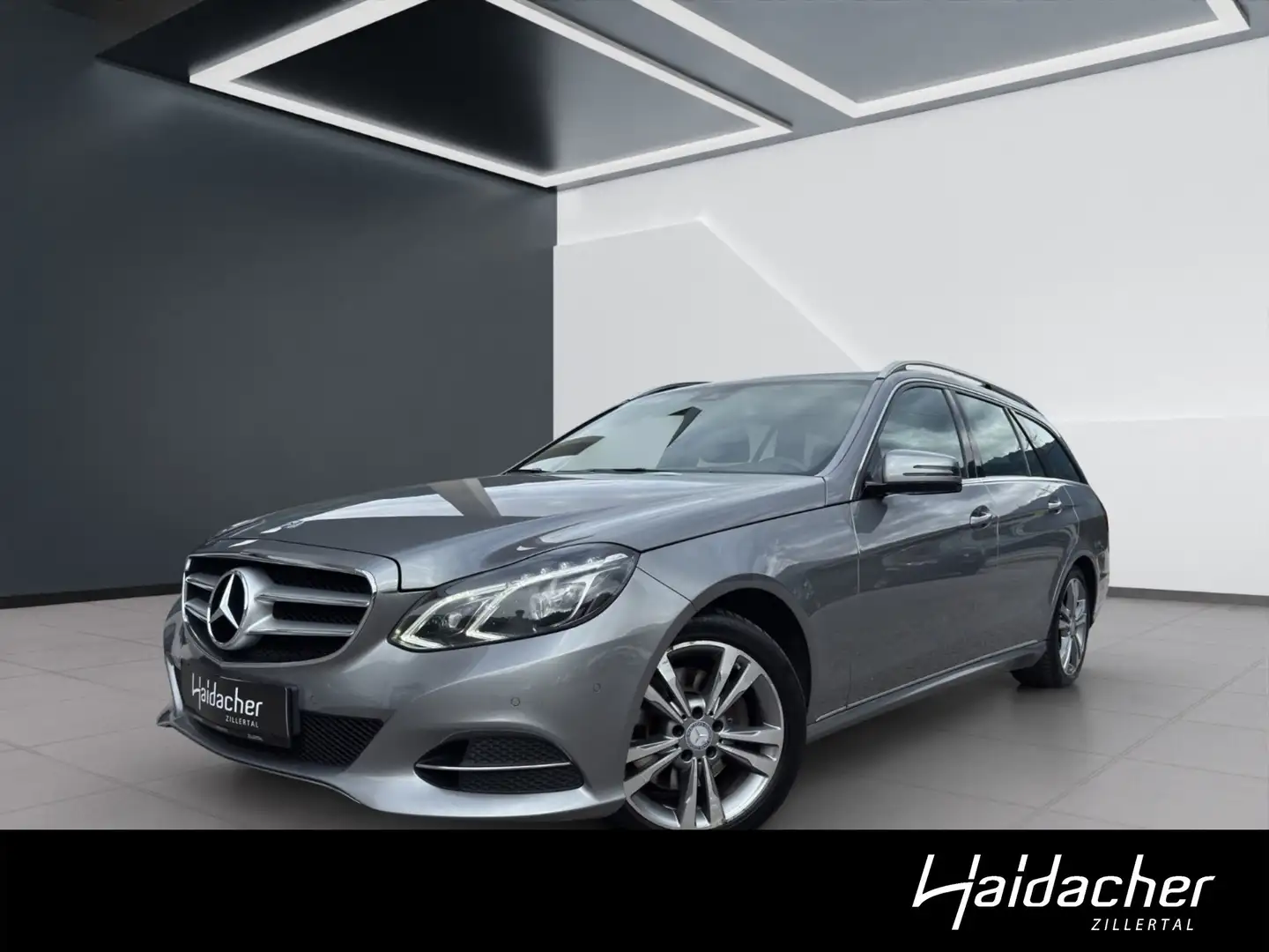 Mercedes-Benz E 250 BlueTEC 4MATIC T-Modell Sportpaket Klima Grau - 1