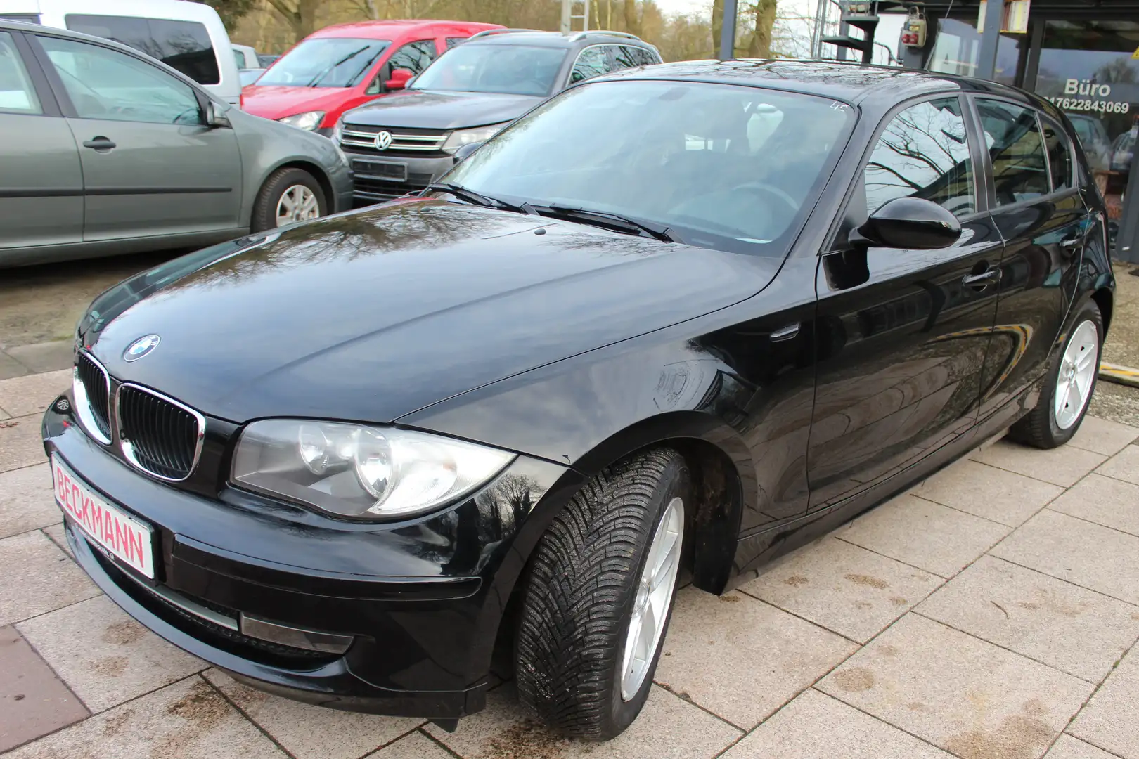 BMW 116 116i Schwarz - 1