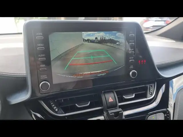 Toyota C-HR view 15