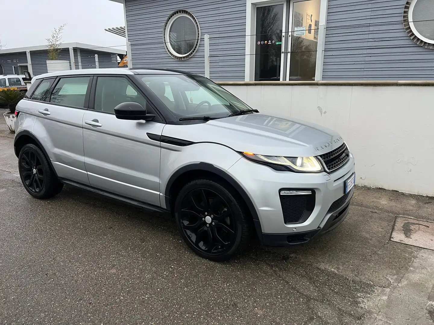 Land Rover Range Rover Evoque 5p 2.2 td4 Launch edition 150cv - 2