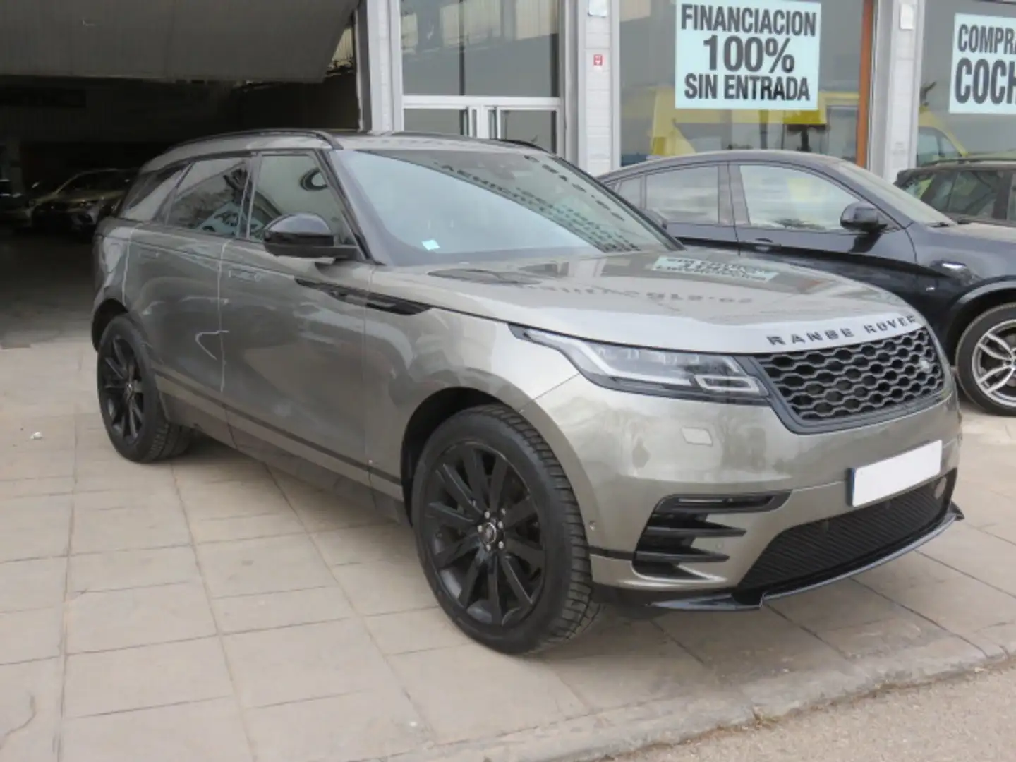Land Rover Range Rover Velar 3.0D R-Dynamic HSE 4WD Aut. 300 Marrón - 1