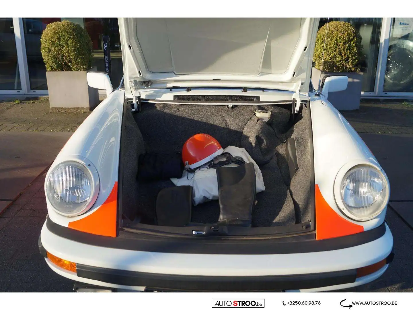 Porsche 911 3.0 SC Targa Rijkspolitie Alex 82 Blanc - 2