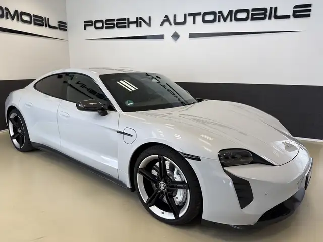 Porsche Taycan Turbo Carbon PDCC ACC Head-Up