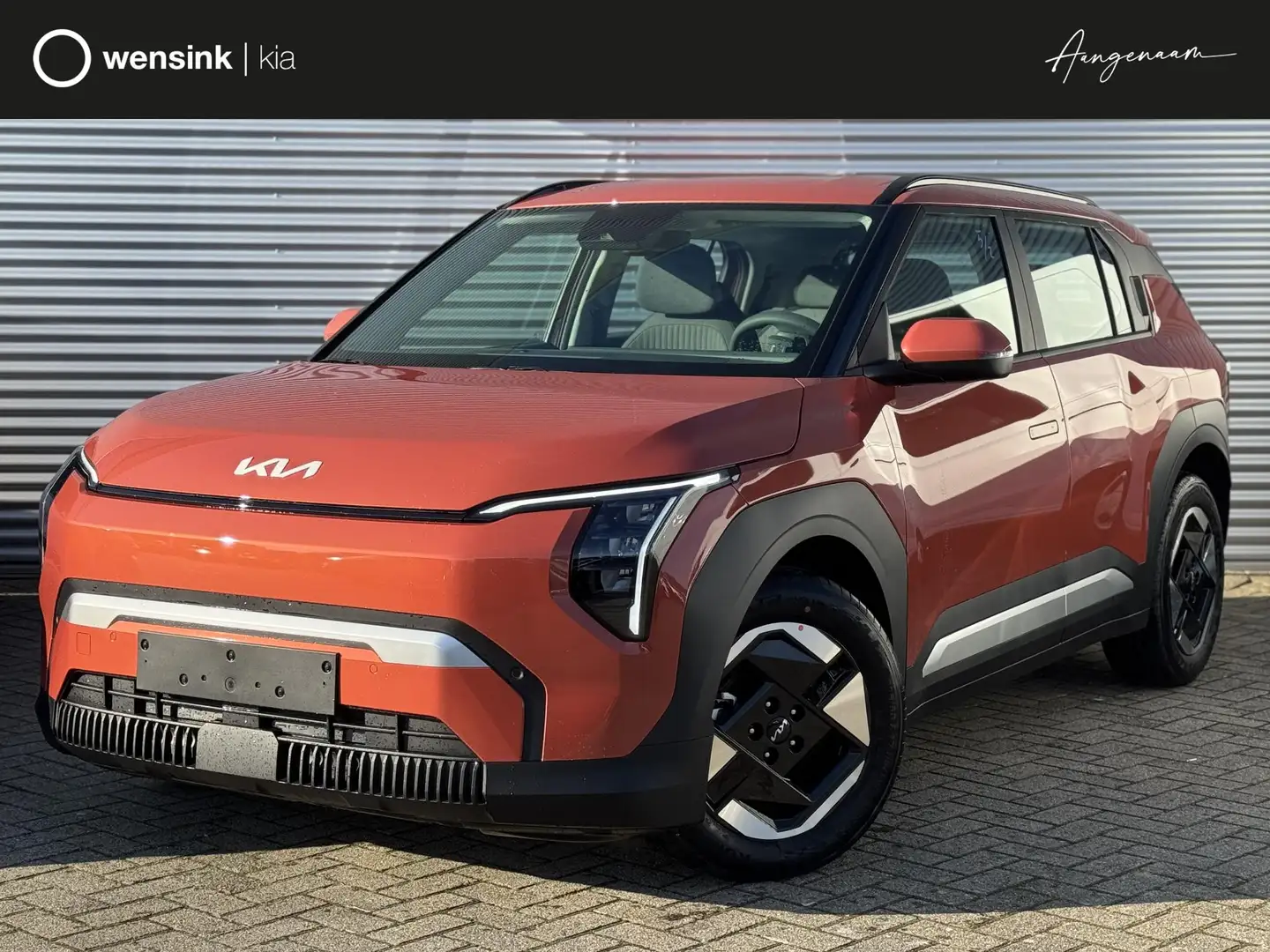 Kia EV3 Air 58.3 kWh Snel Leverbaar | Camera | Navigatie | Oranje - 1