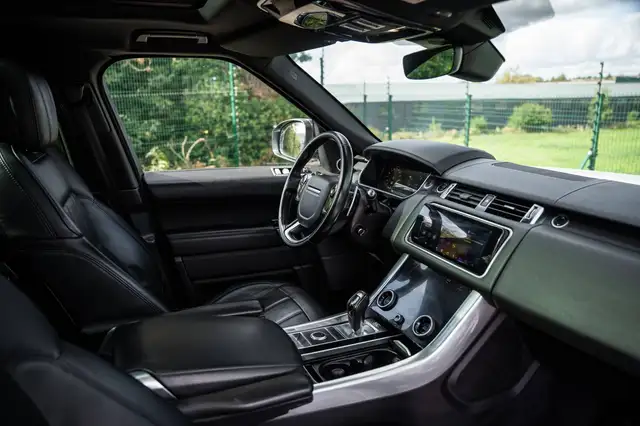 Land Rover Range Rover Sport view 22