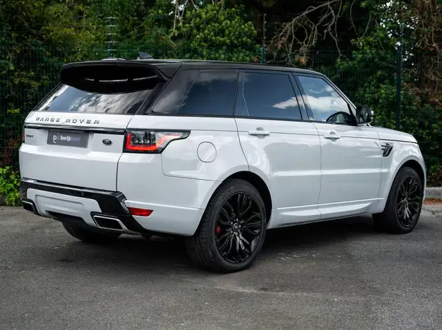 Land Rover Range Rover Sport view 9