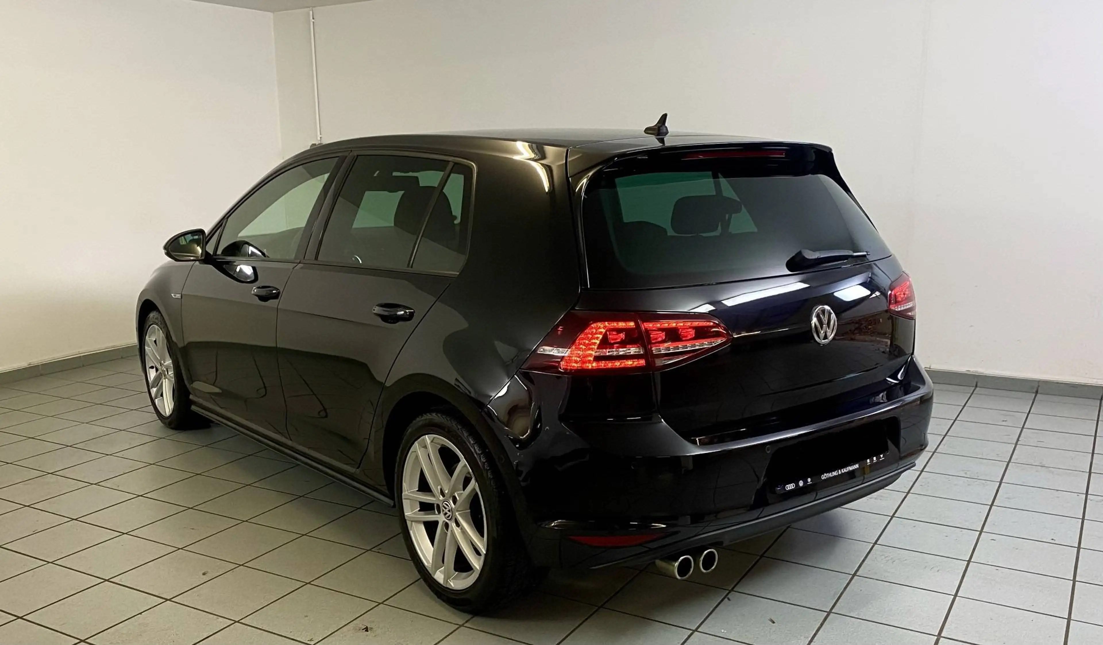 Volkswagen Golf GTD GTD BMT — photo 3