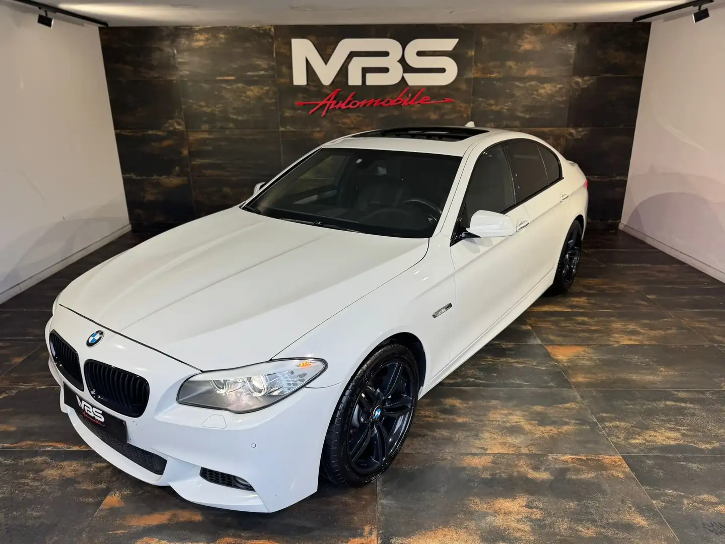 BMW 520 DA Gran Turismo * PACK M *CAMÉRA * CLIM-BIZONE Bianco - 1