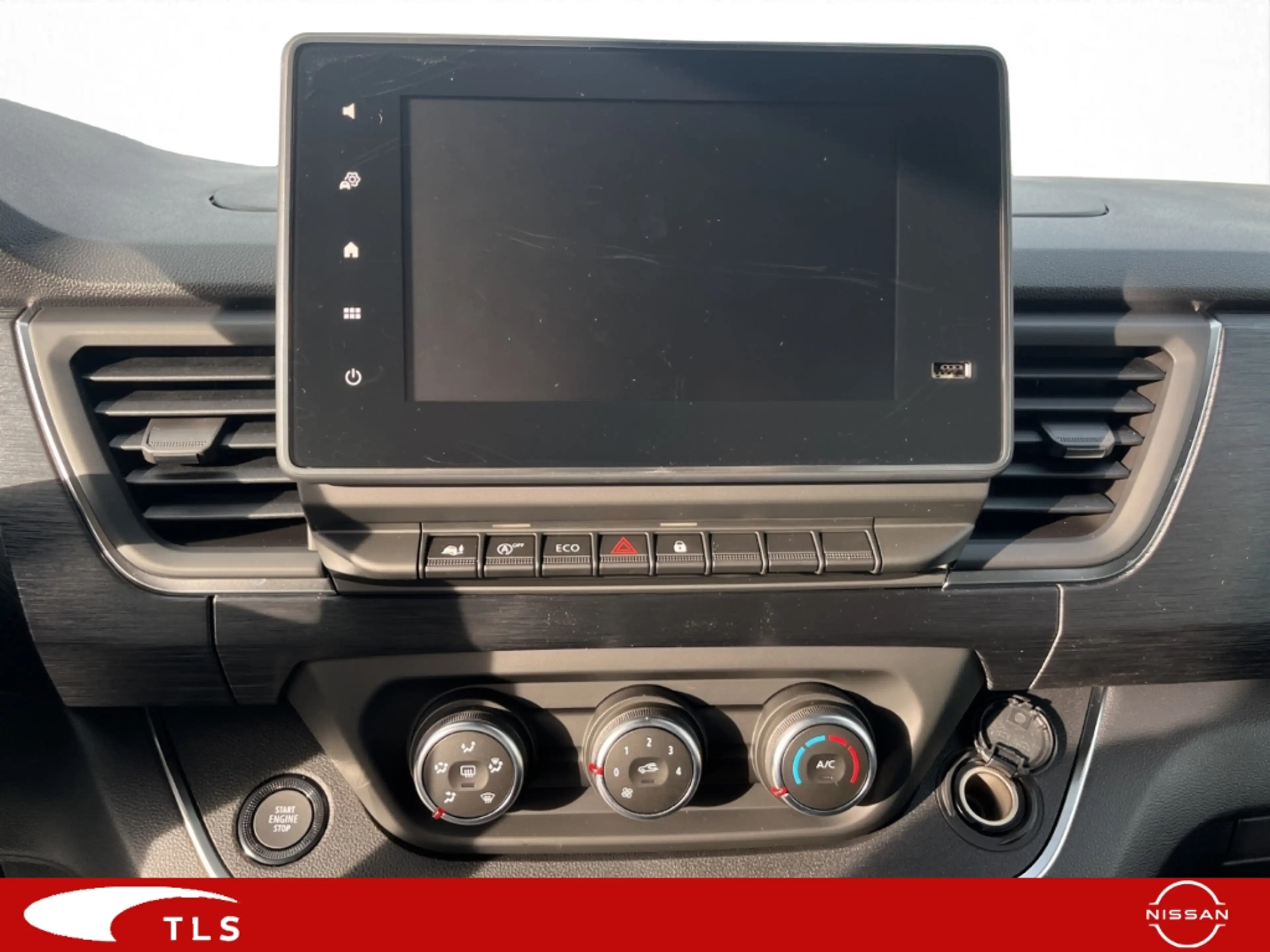 Nissan Primastar Kombi L1H1 2,8t Tekna 2 Navi 360 Kamera LED Apple — photo 9
