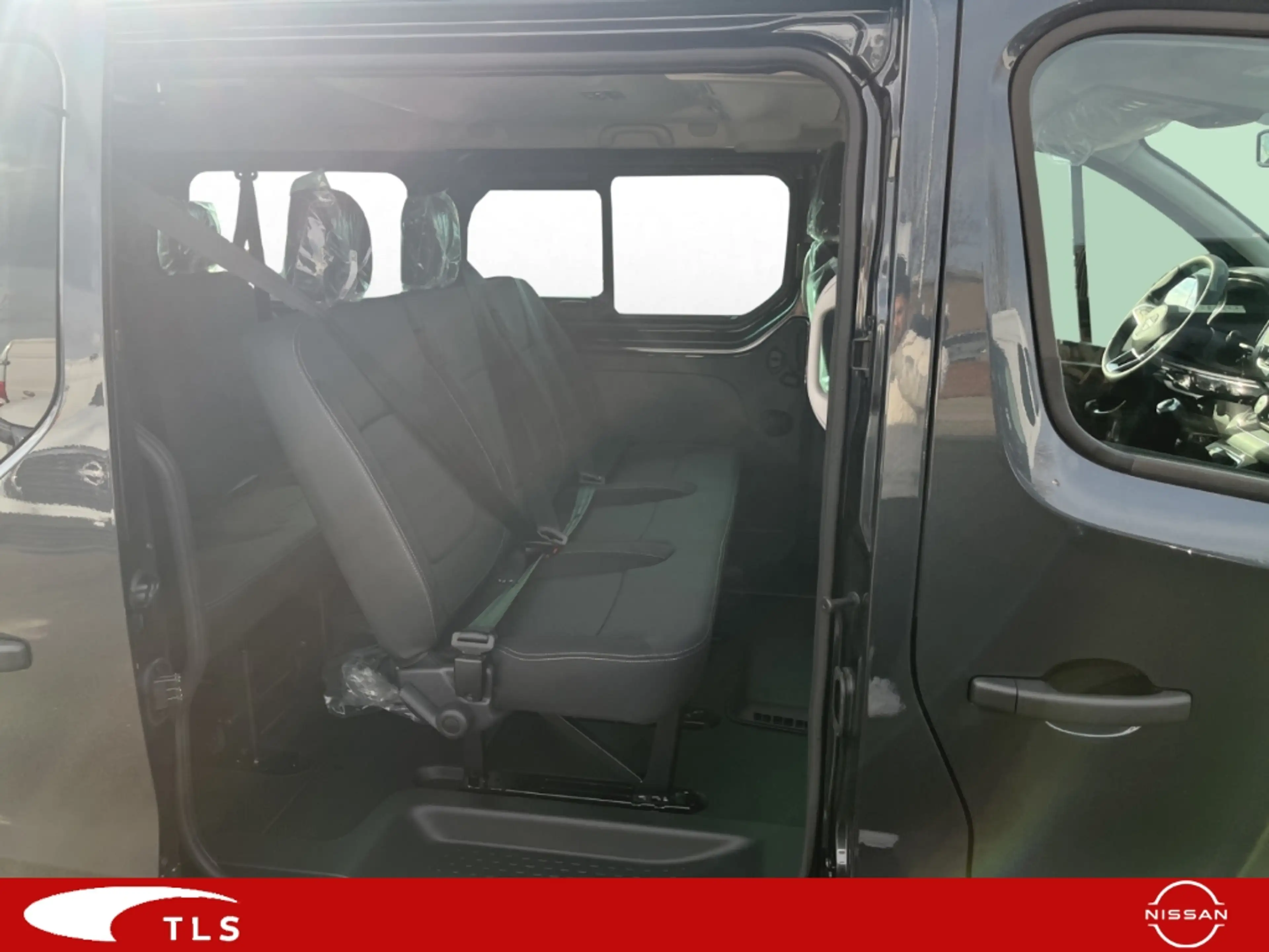 Nissan Primastar Kombi L1H1 2,8t Tekna 2 Navi 360 Kamera LED Apple — photo 13