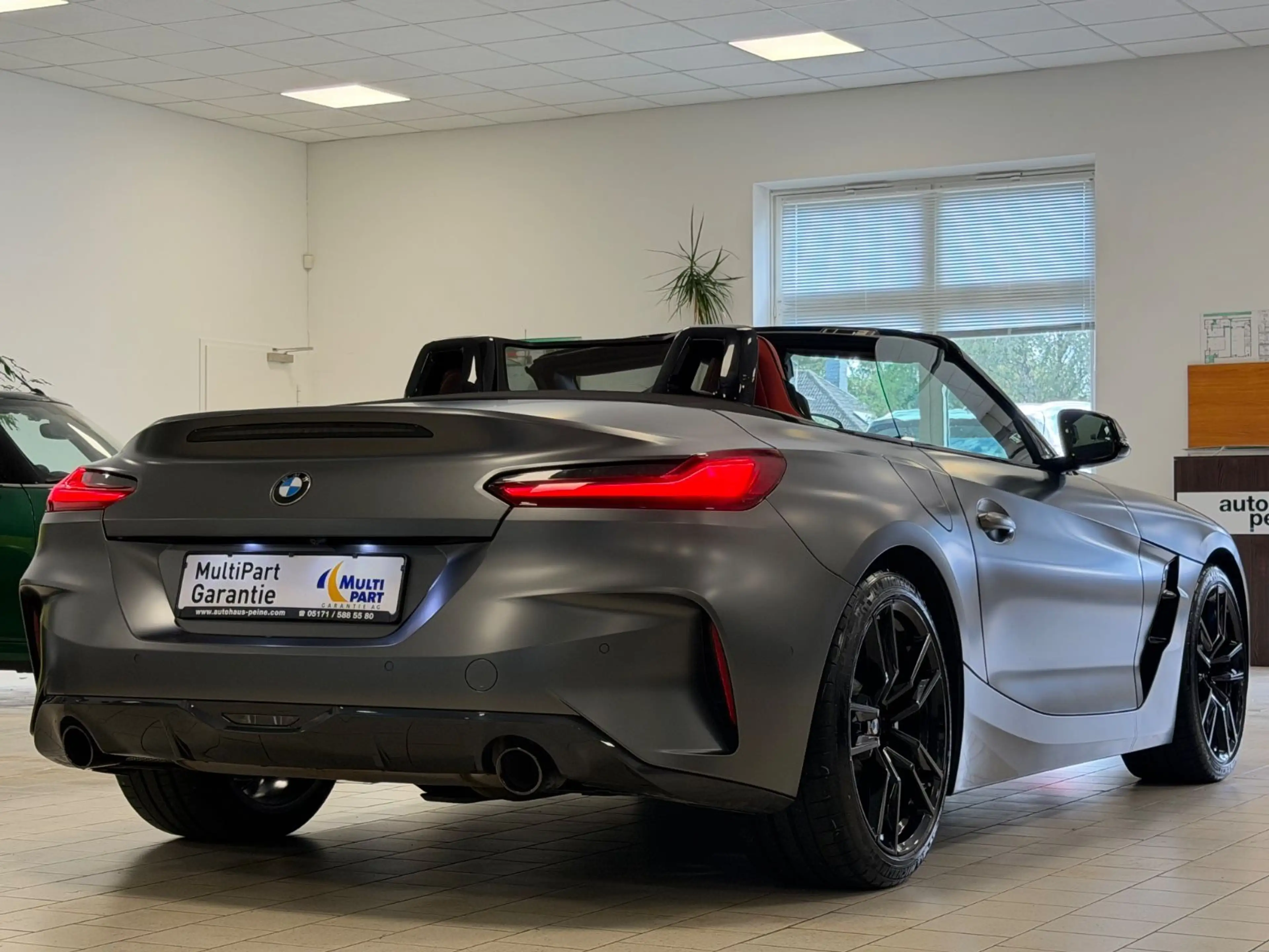 BMW Z4 sD30i/HUD/LEDeMemorStz/P&DrivAs/KomfZg/M-Sport — photo 12