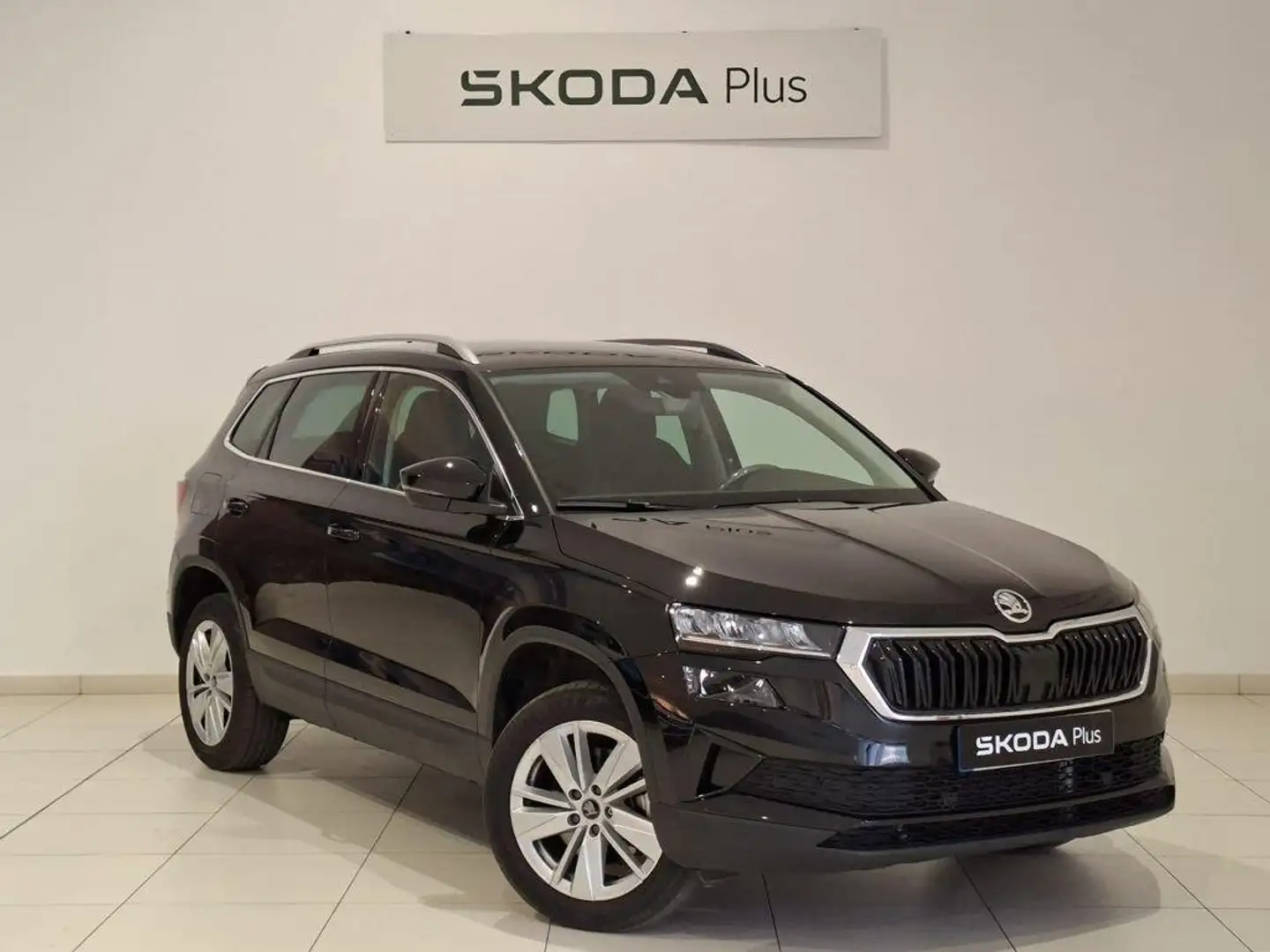 Skoda Karoq 1.5 TSI Selection ACT DSG 110KW Negro - 1