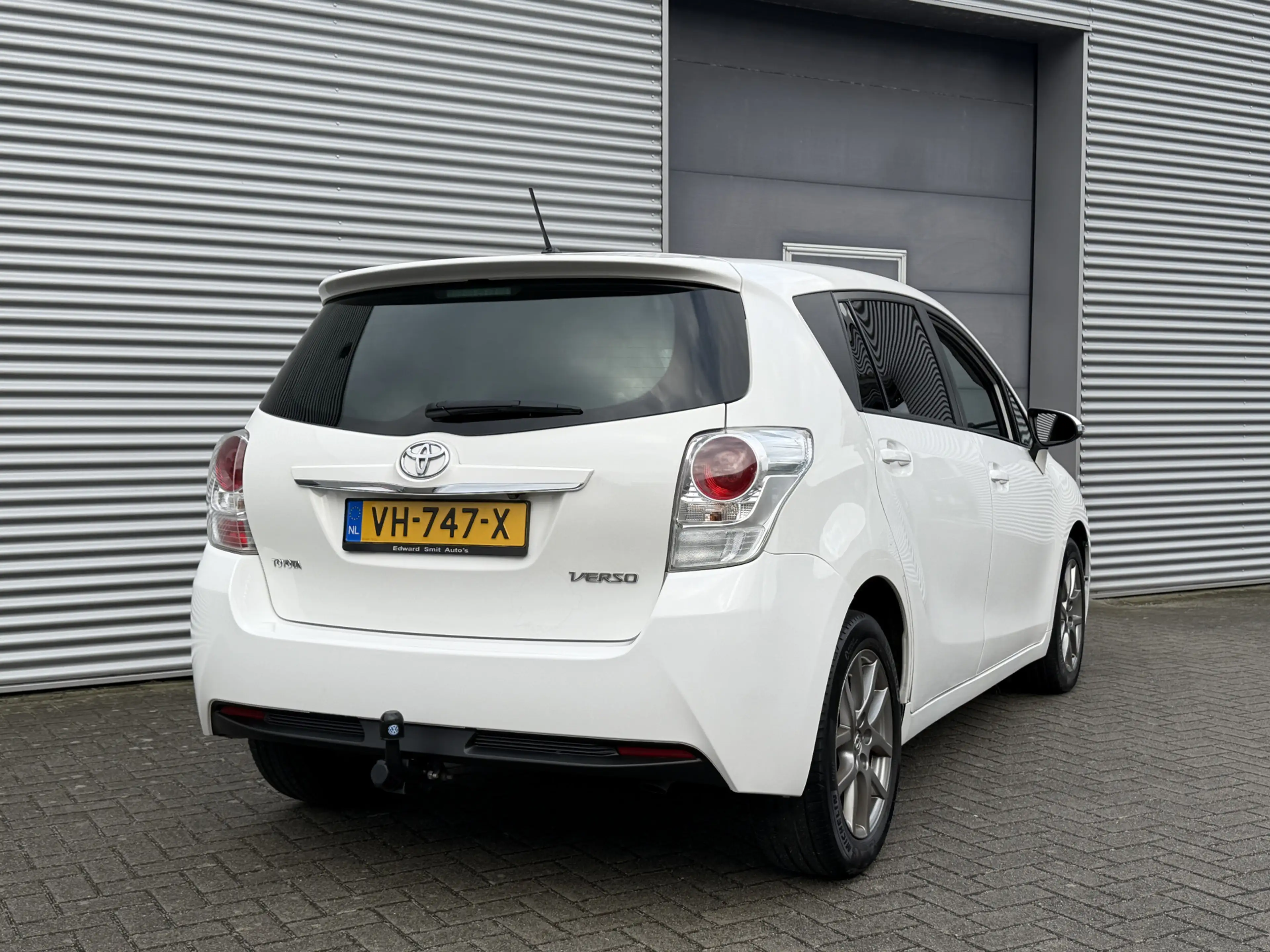 Toyota Verso 2.0 D-4D Business I Grijs Kenteken I Navi I Camera — photo 4