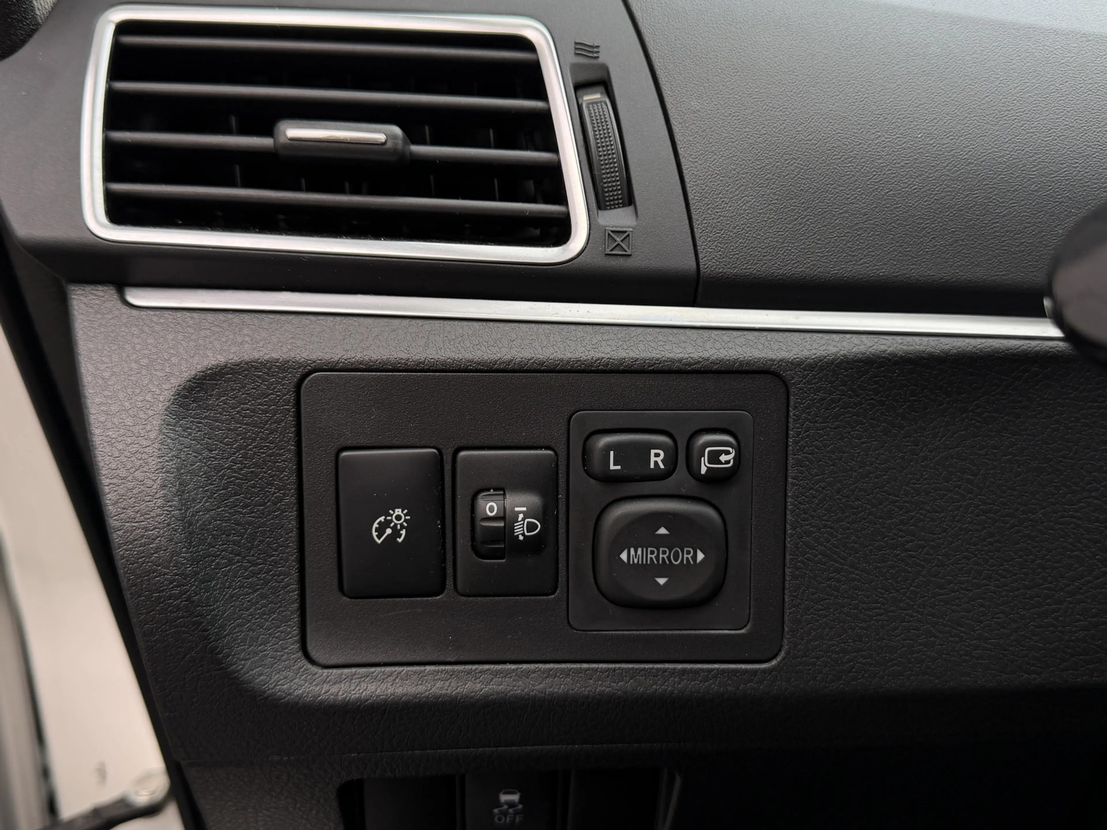 Toyota Verso 2.0 D-4D Business I Grijs Kenteken I Navi I Camera — photo 15