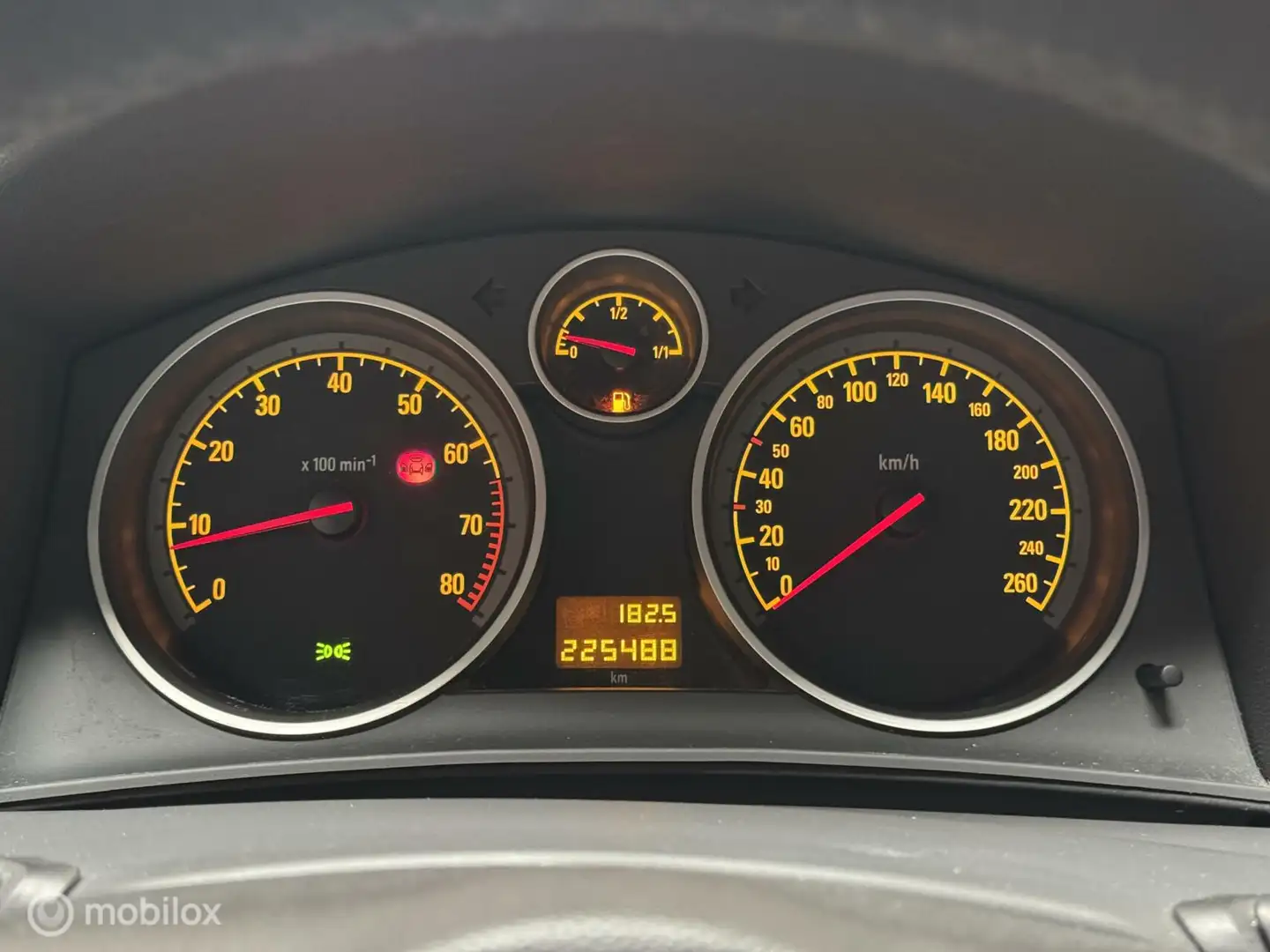 Opel Astra GTC 1.6 115PK Business Airco|PDC|NL-Auto! Grigio - 2