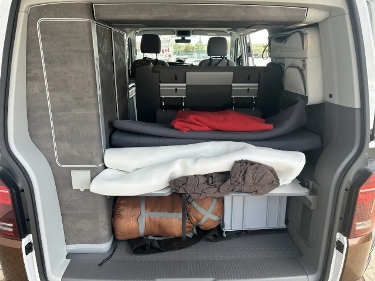 Volkswagen T6 California T 6.1 2.0 TDI Ocean — photo 13