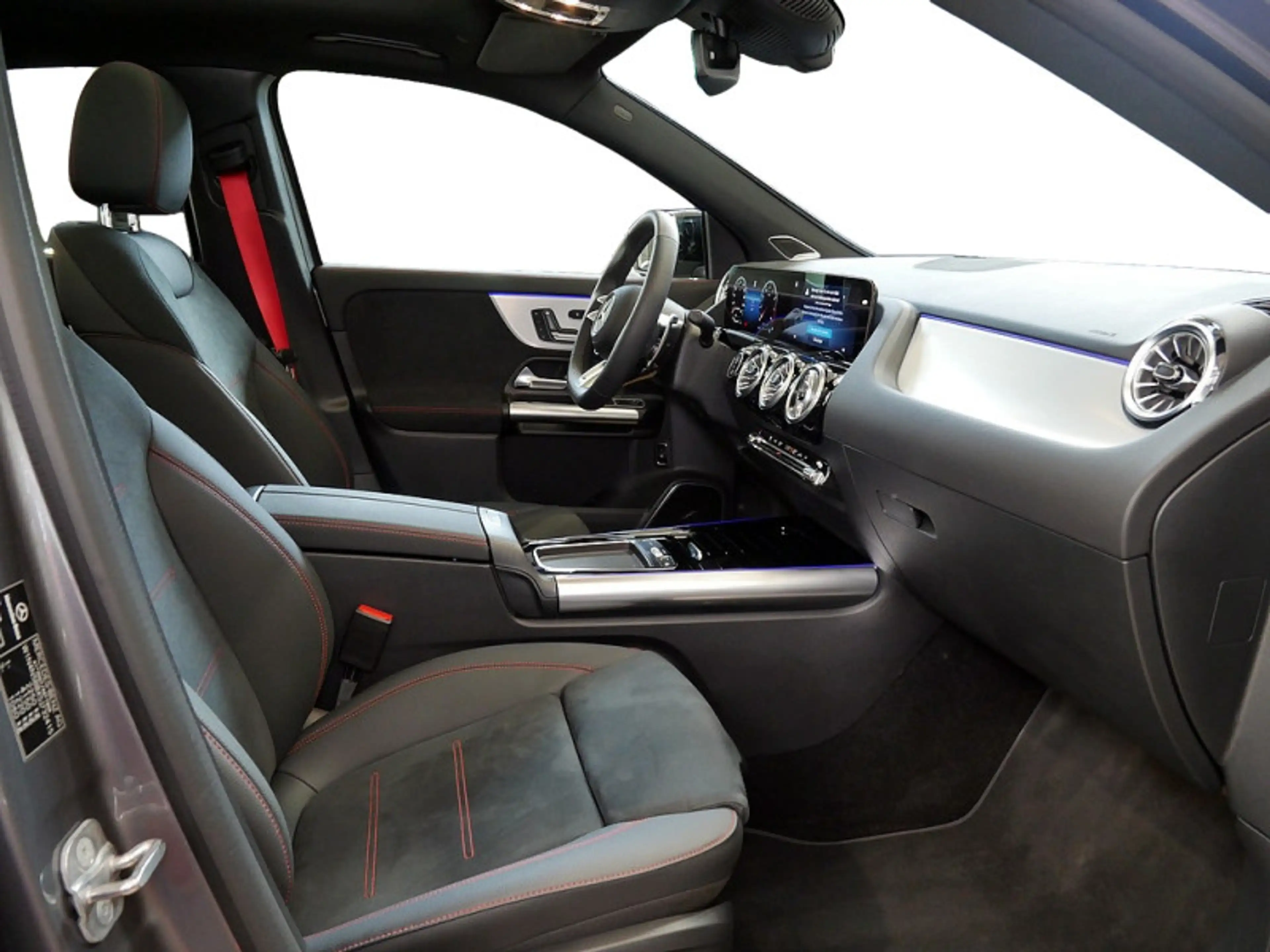 Mercedes-Benz A 35 AMG GL 4M , AMG BURM NIGHT MEMO MULTI 360 — photo 7