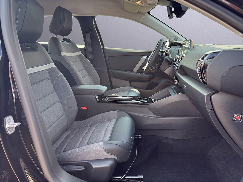 Citroen C4 130 S&S EAT8 Plus — photo 16