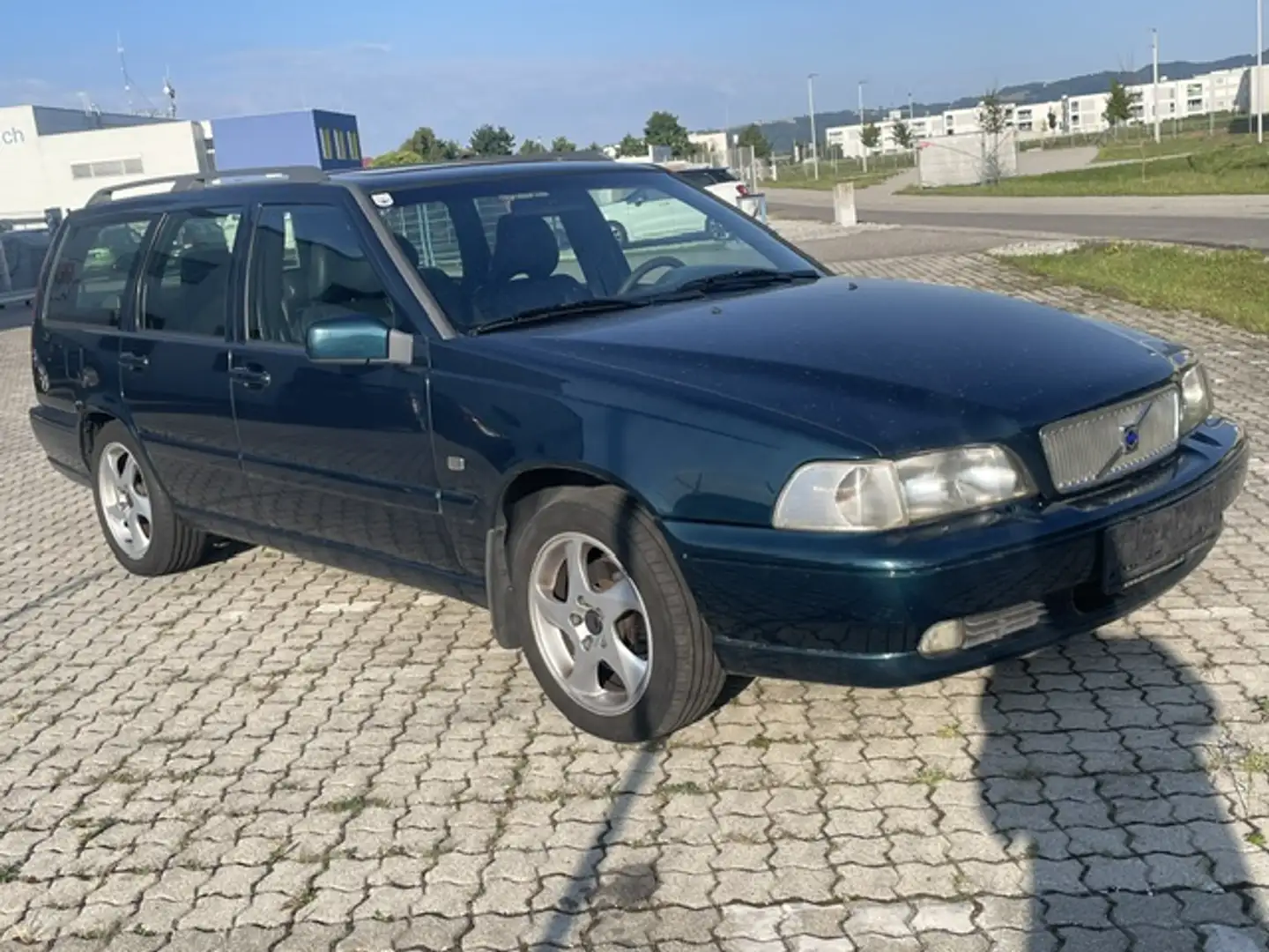 Volvo V70 V70 2,5-10V Klassik Blau - 1