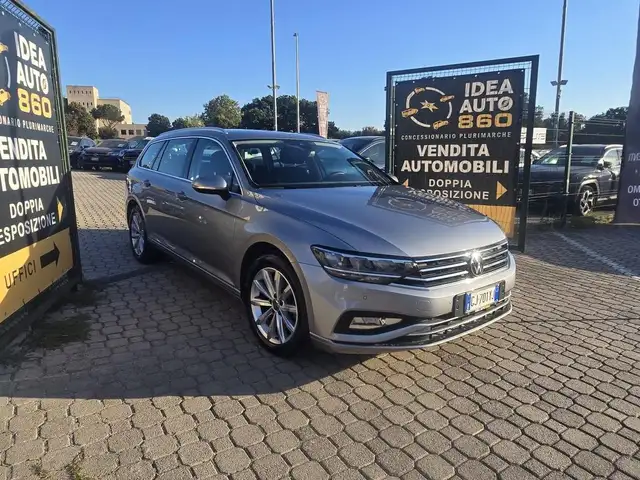 2022 Volkswagen Passat in Silver for sale