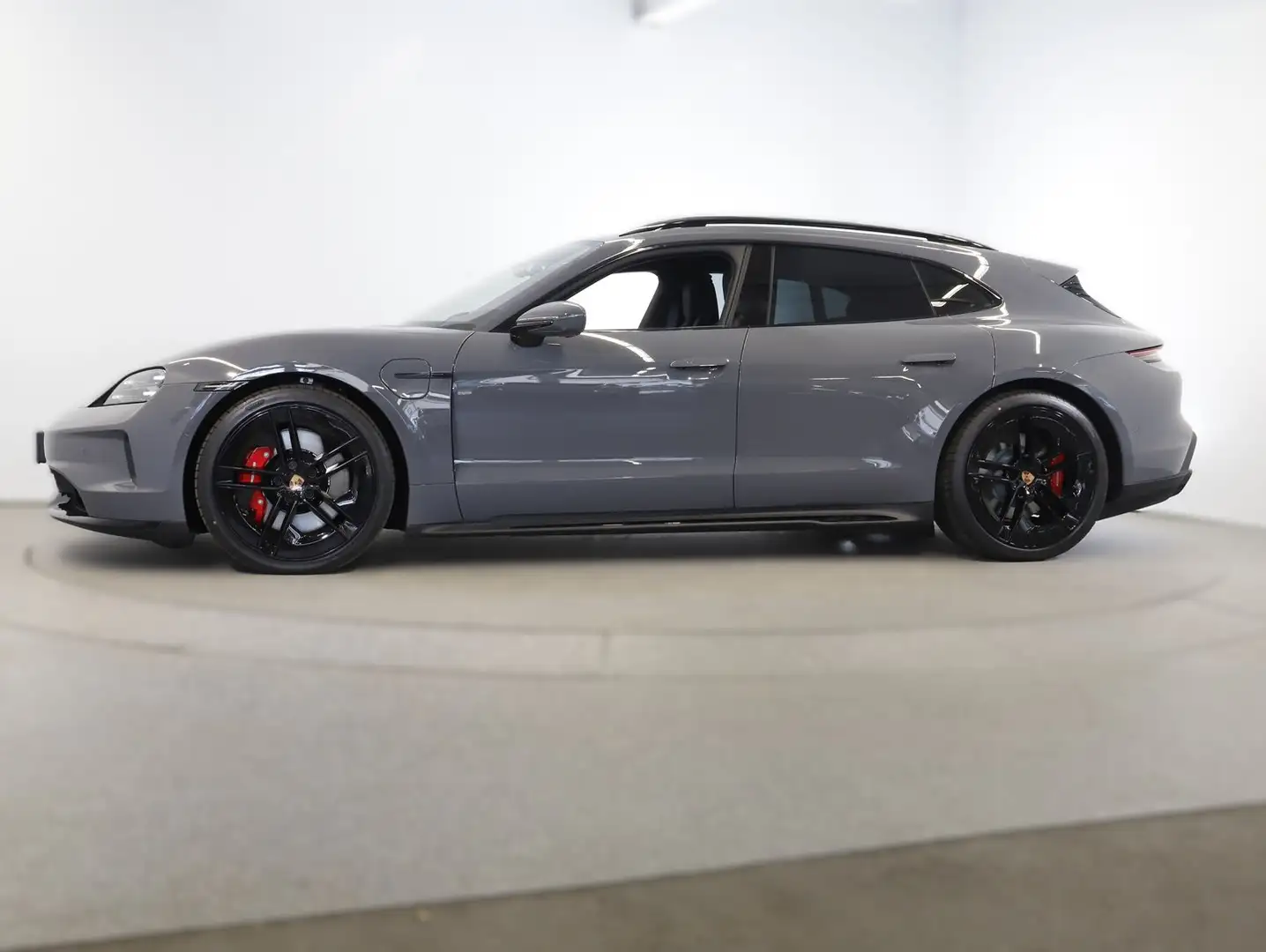 Porsche Taycan GTS Sport Turismo Grau - 2