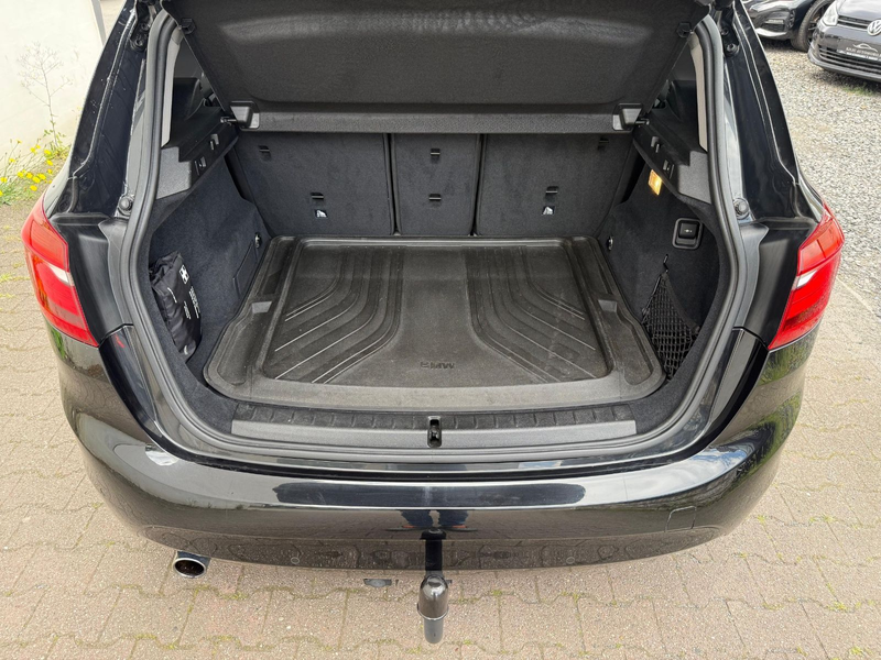 BMW 218 218 d Active Tourer LED*Navi*AHK*Sitzheizung — photo 23