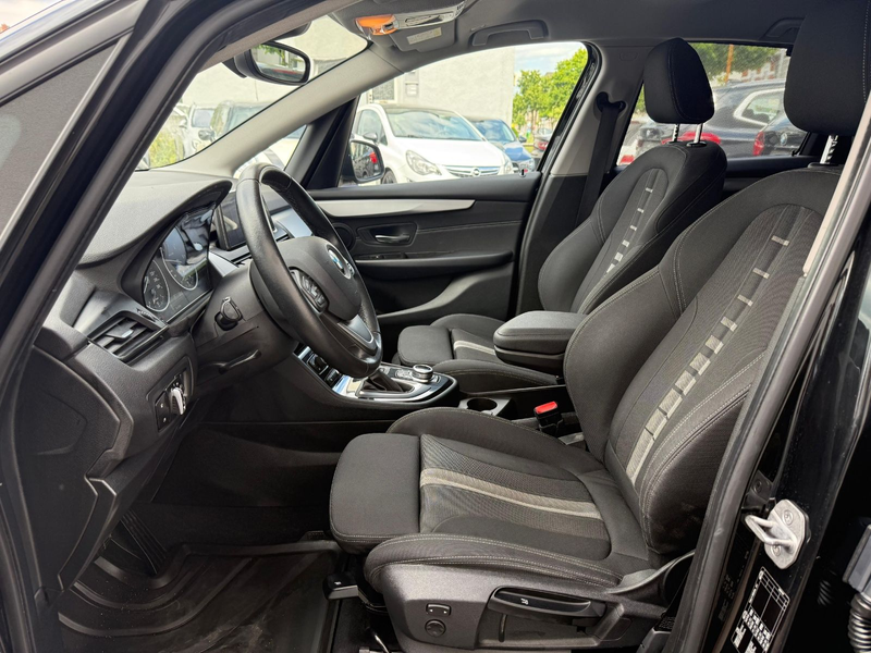 BMW 218 218 d Active Tourer LED*Navi*AHK*Sitzheizung — photo 10