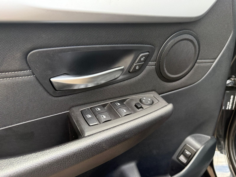 BMW 218 218 d Active Tourer LED*Navi*AHK*Sitzheizung — photo 19