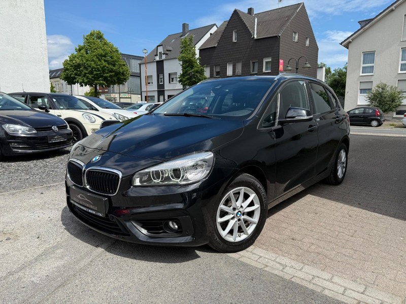 BMW 218 218 d Active Tourer LED*Navi*AHK*Sitzheizung — photo 2