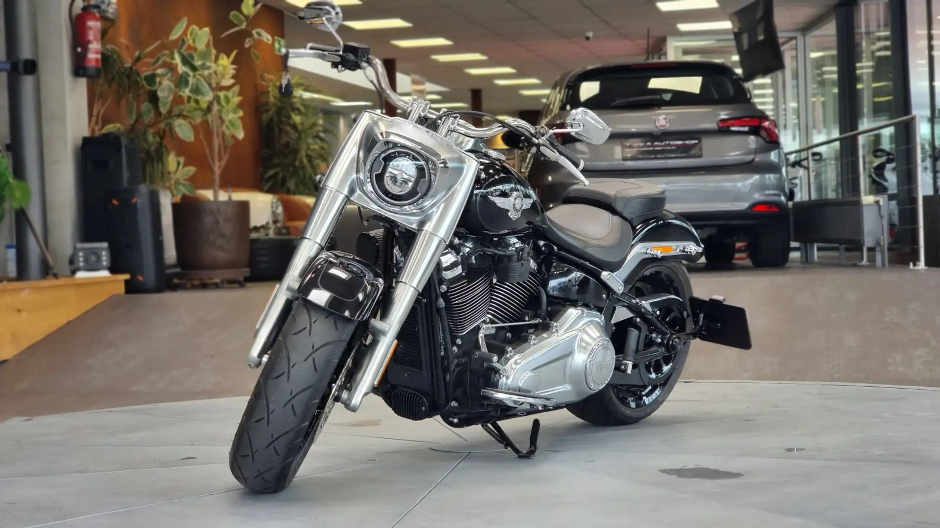 Harley-Davidson Fat Boy FLFB 114 Schwarz - 1