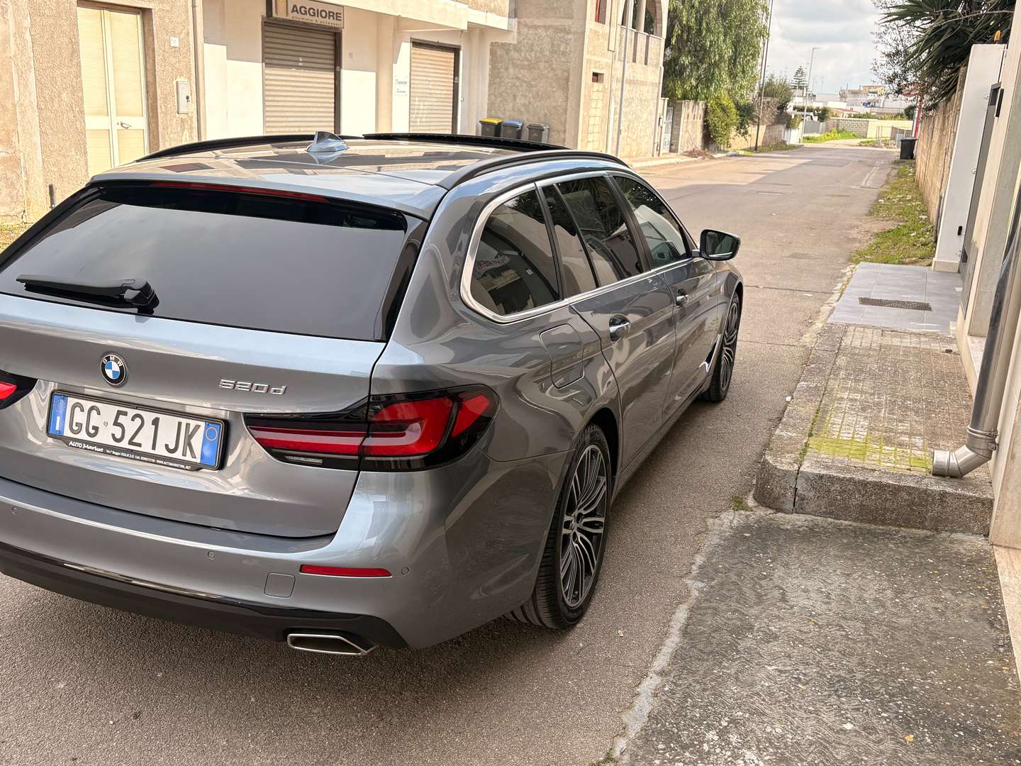 BMW Série 5 Touring Luxury 520d -  - Joinsteer - #4
