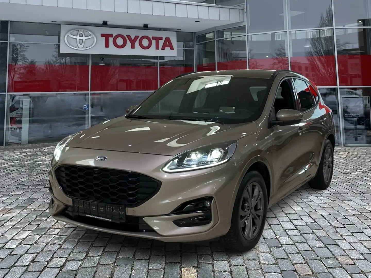 Ford Kuga 1.5 EcoBoost ST-Line X Argent - 1