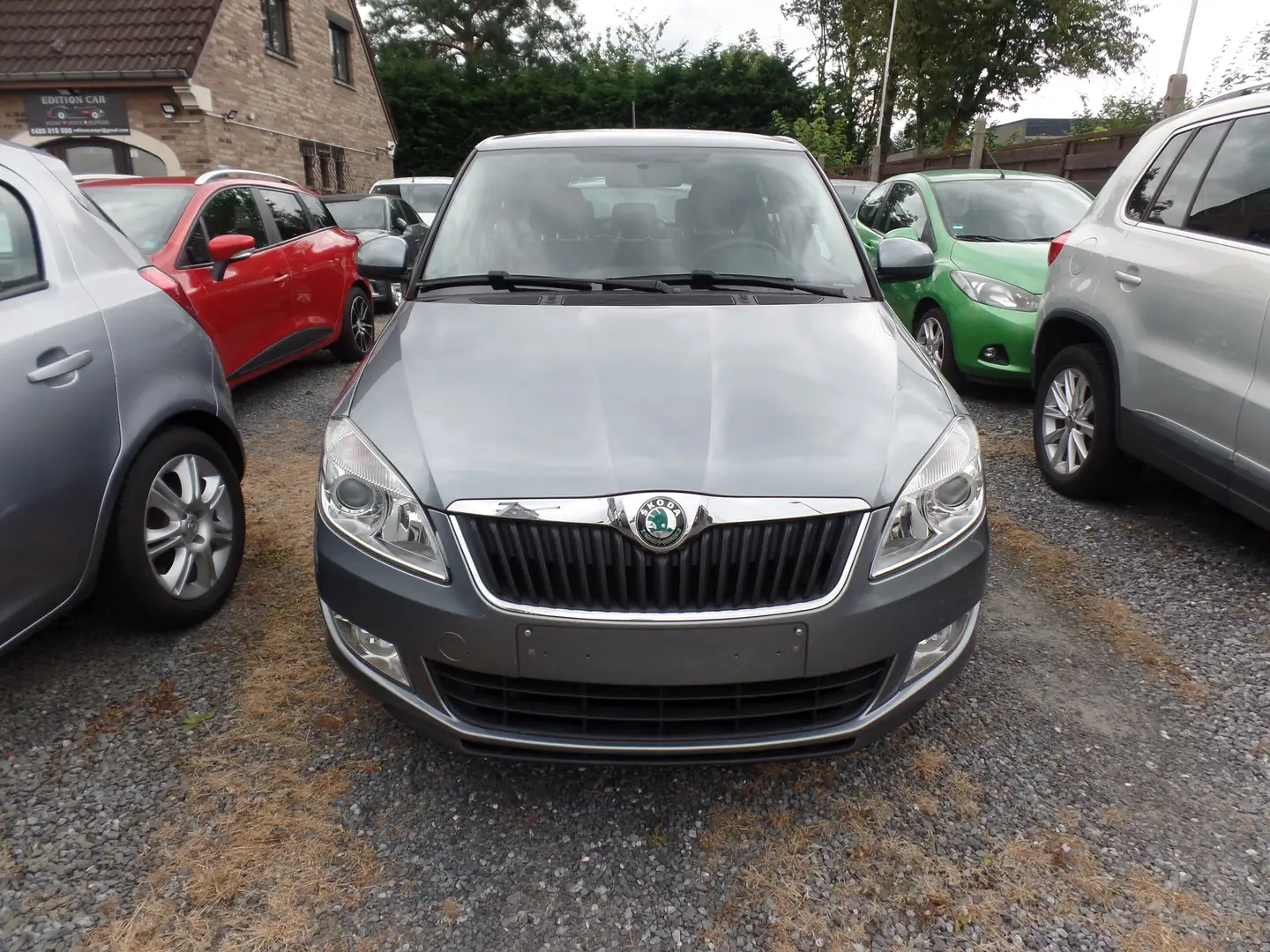 Skoda Fabia 1.2i Ambition Grijs - 1