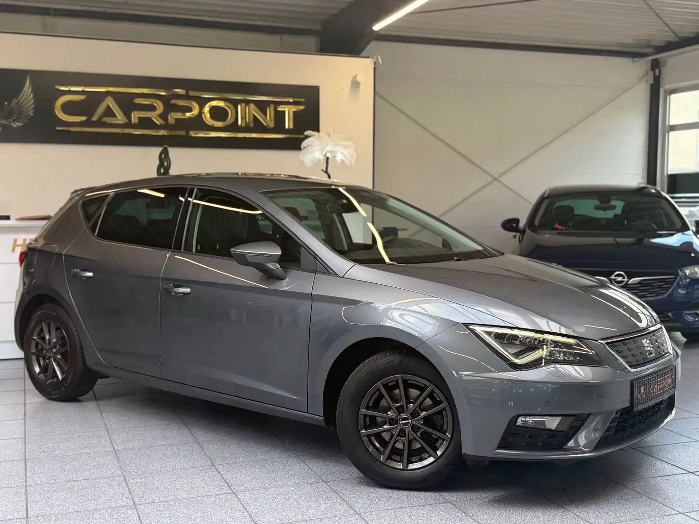 SEAT Leon Ecomotive Style TSI /LED/SHZ/PDC/Navi/BT Grau - 1