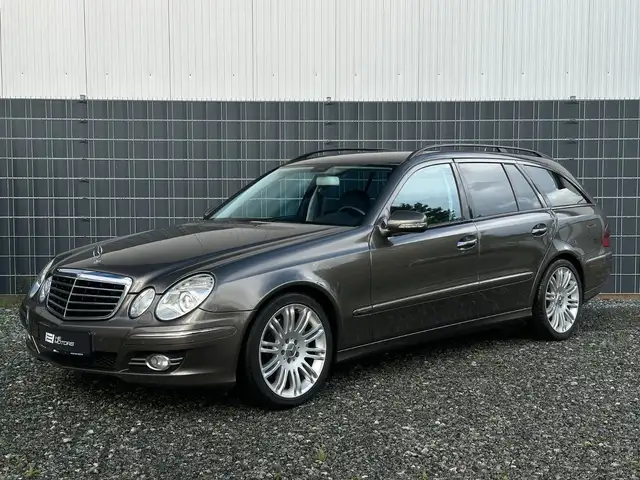 Mercedes-Benz E 200 T-Modell Kompressor Avantgarde Navi SHZ