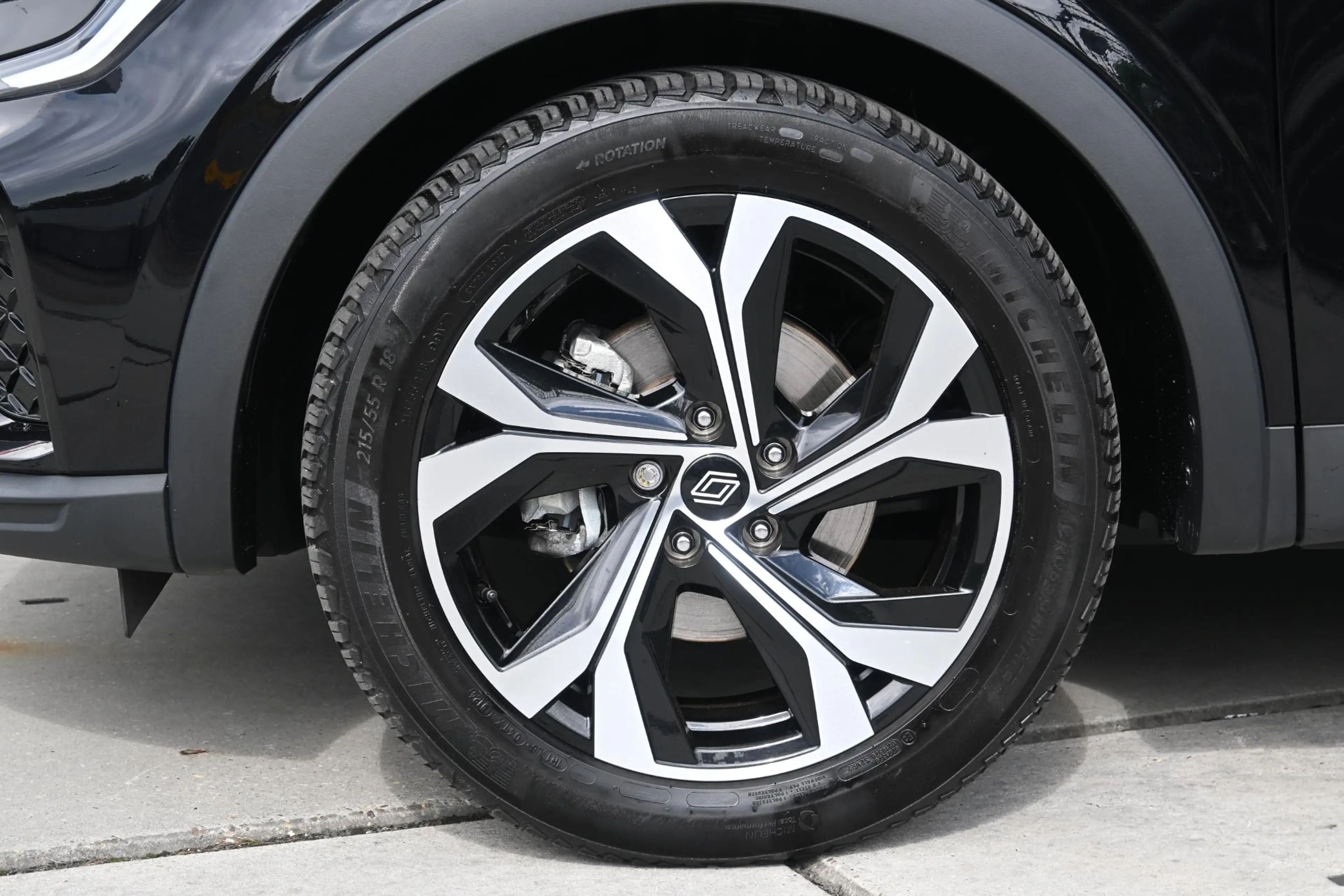 Renault Arkana E-Tech full hybrid 145 techno | TREKHAAK | BOSE | — photo 4