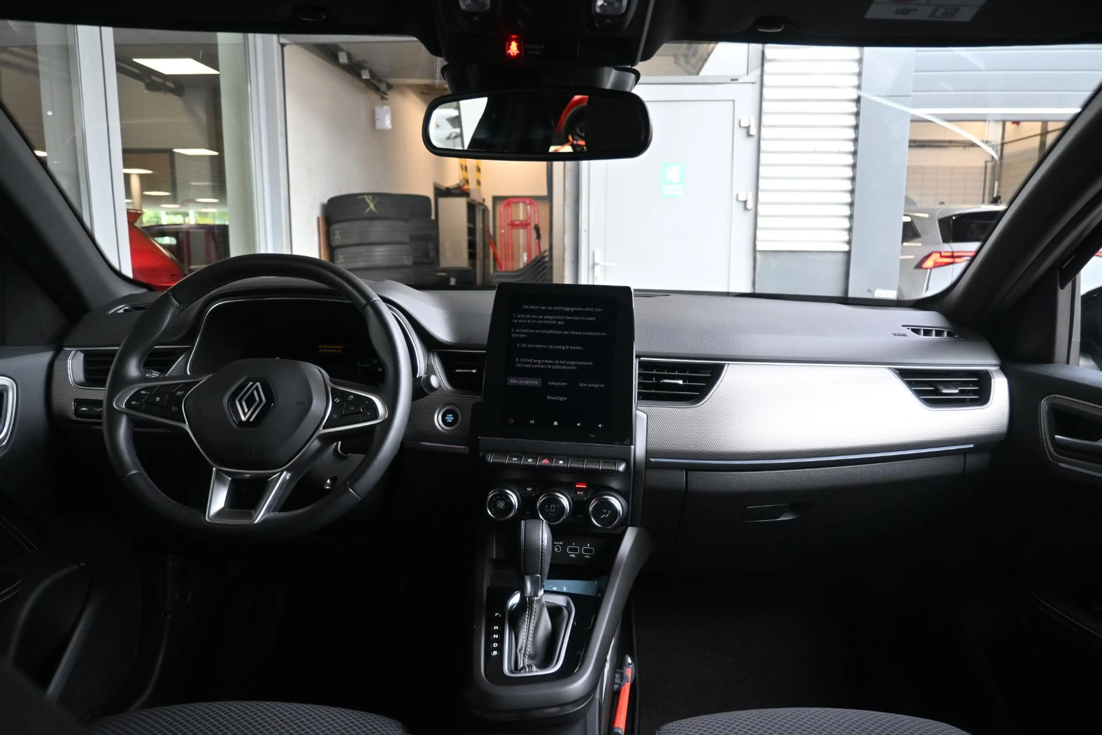 Renault Arkana E-Tech full hybrid 145 techno | TREKHAAK | BOSE | — photo 11