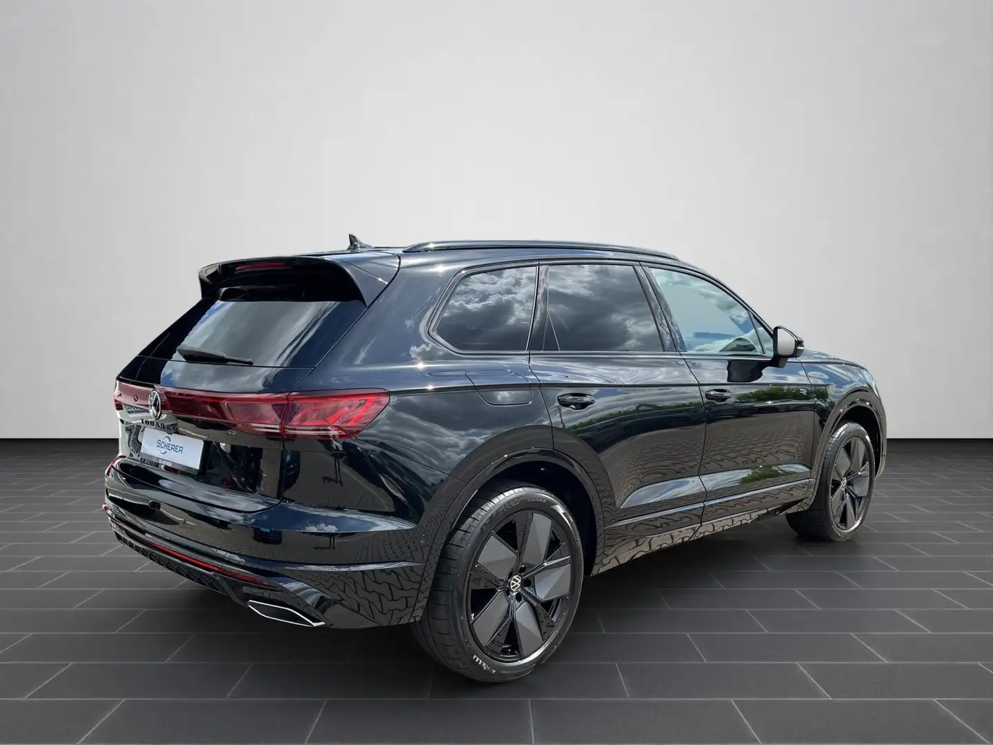 Volkswagen Touareg 3.0 TDI *R-Line* DSG AHK LED 360° Kamera Schwarz - 2