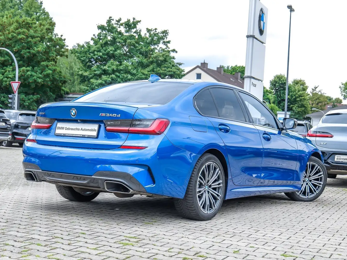BMW 340 M340d xDrive Limousine LC Prof. H/K PA+ DAB Blau - 2