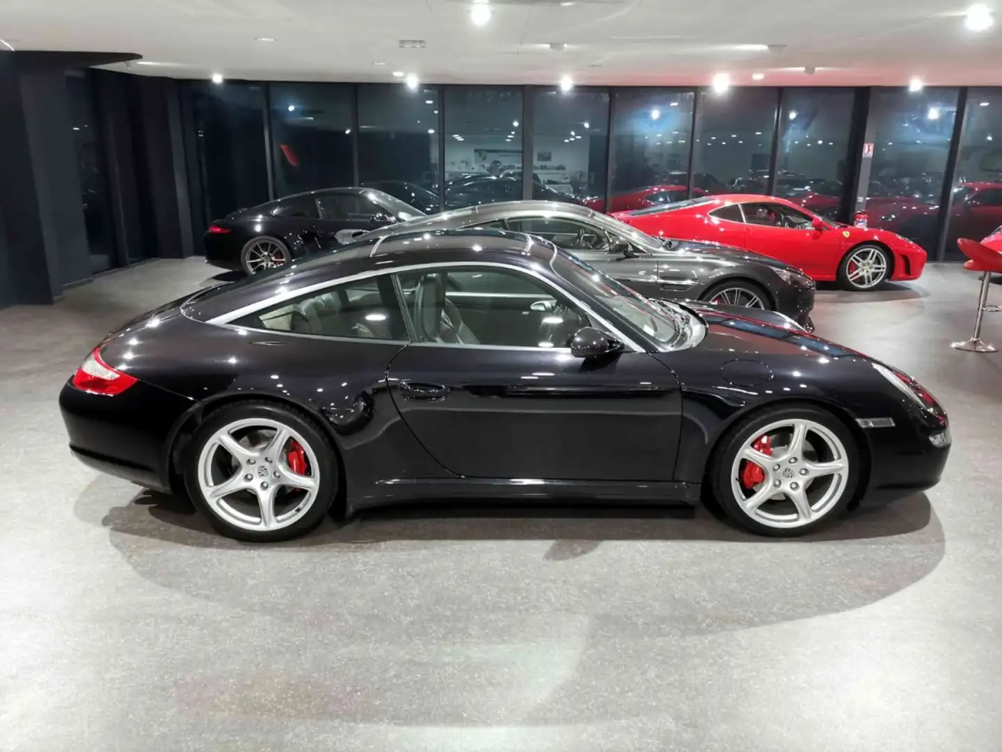 Porsche 911 TARGA 4S Černá - 2
