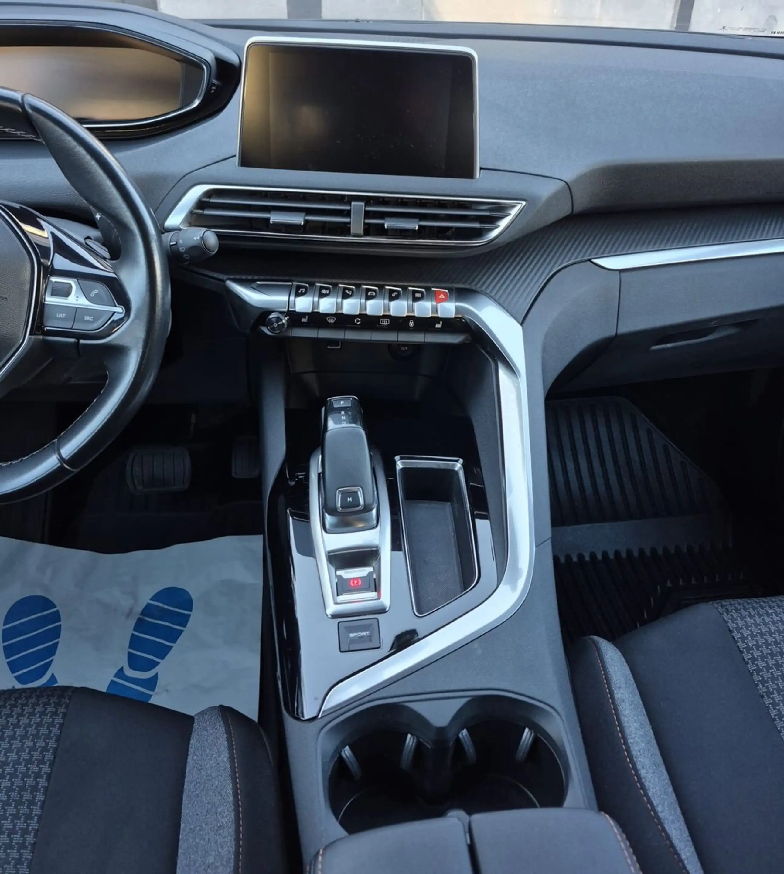 Peugeot 5008 Active Business Aut Navi 7 Sitz — photo 13