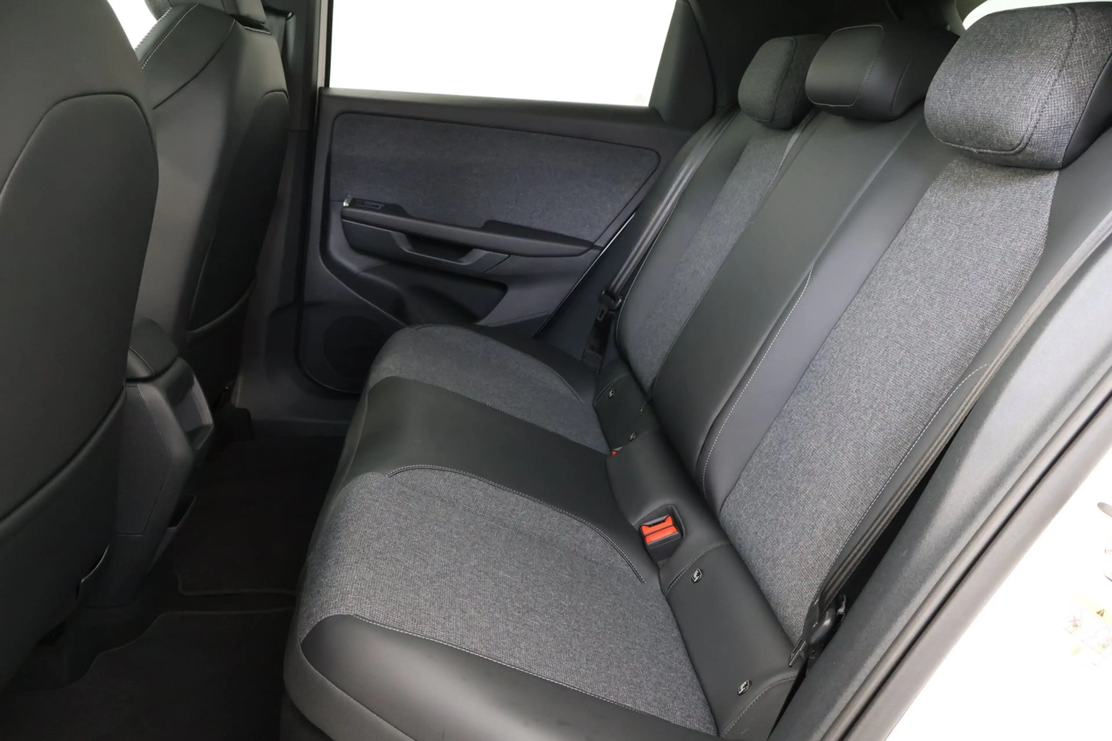 Volkswagen ID. Polo VW ID. Polo Style Edition+ 155 kW - 52 kWh — photo 11