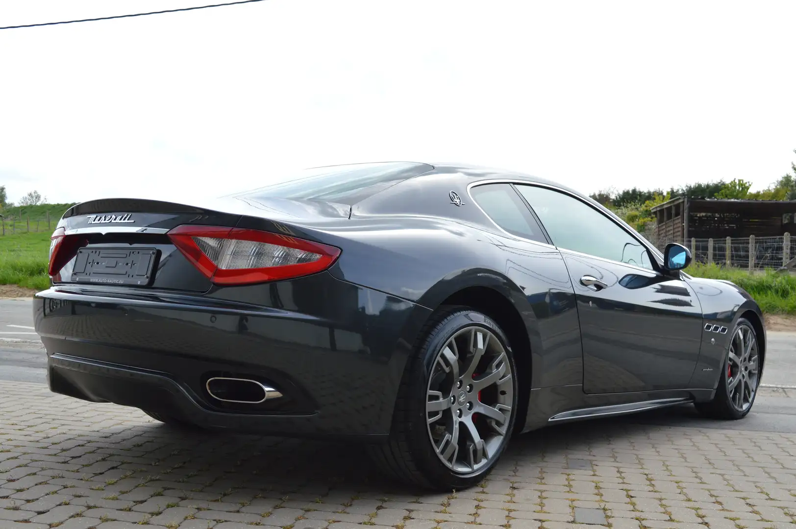 Maserati GranTurismo Sport 4.7i V8 MC Sportline - 1 HAND Gris - 2