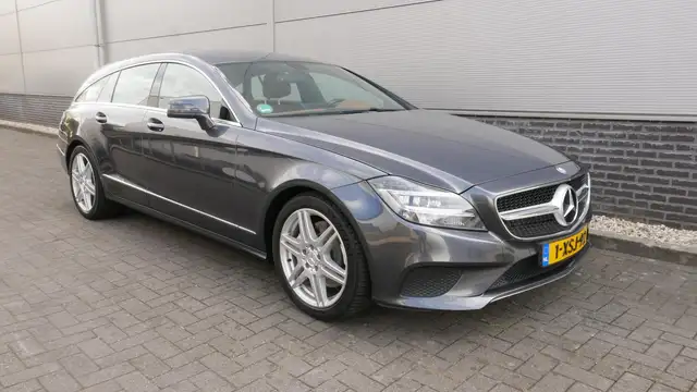 Mercedes-Benz CLS 400 Shooting Brake 333 PK LEER,NAVI,FACELIFT.