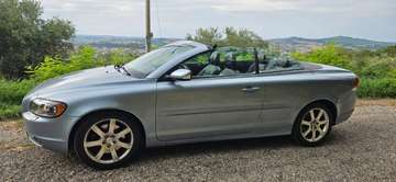 Coupe 2.4 d5 Momentum auto
