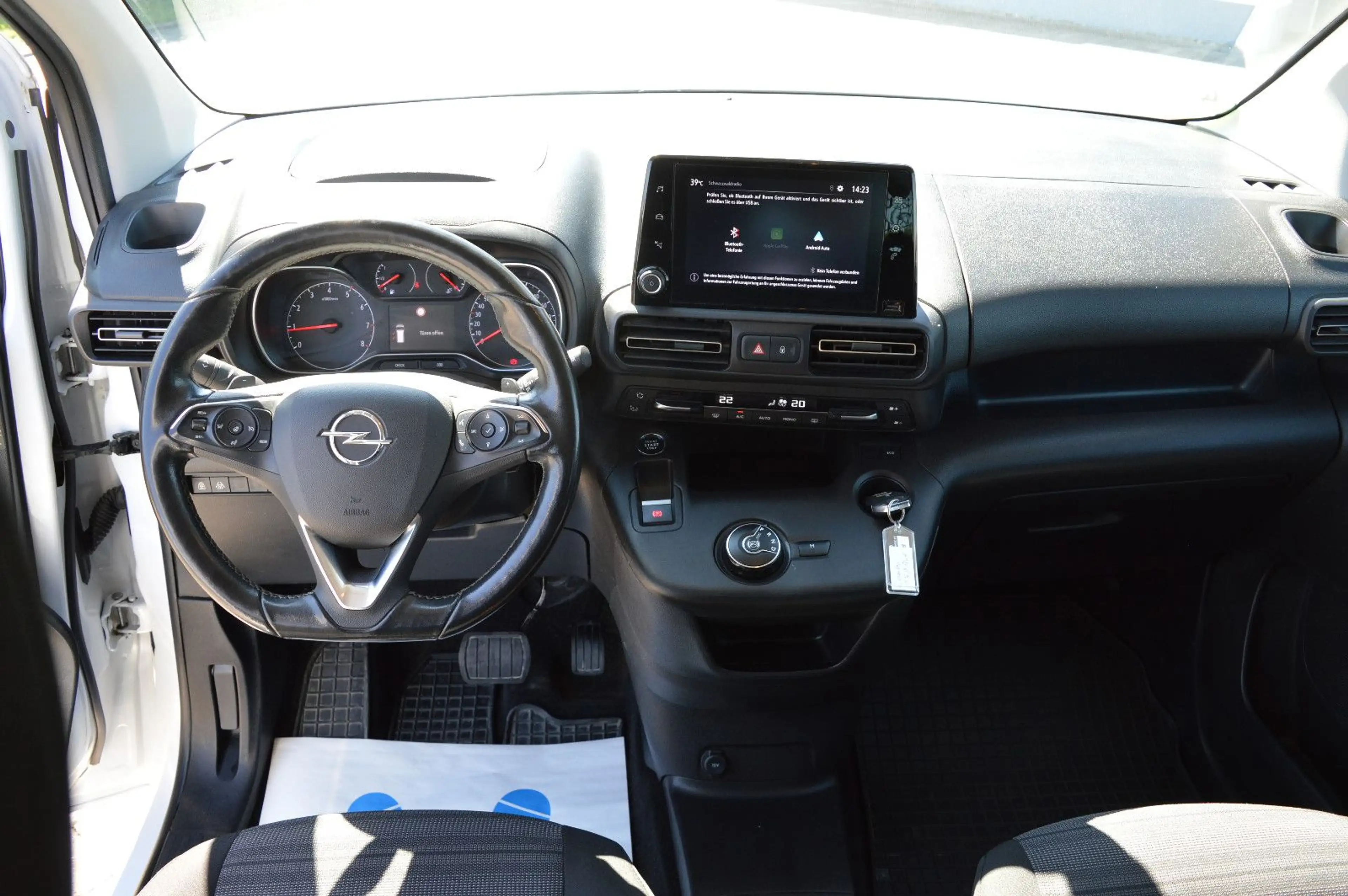 Opel Combo Life 1.5D Automatik Ultimate — photo 7